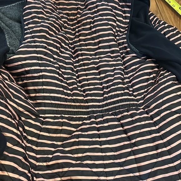 Talbots puffer vest - Picture 7 of 8